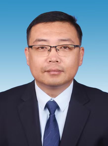马东